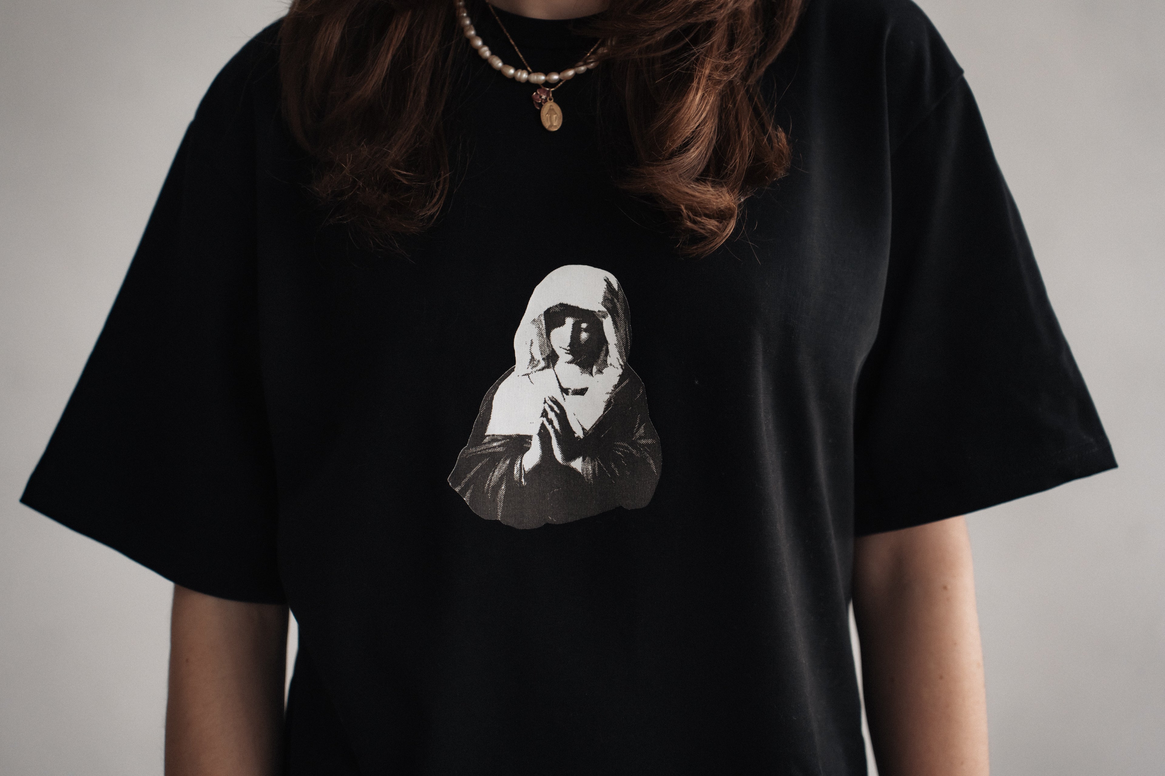 T-SHIRT AVE CZARNY
